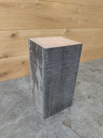 Foto 2 van 20x20cm hardhout gebruikte sokkel 40cm